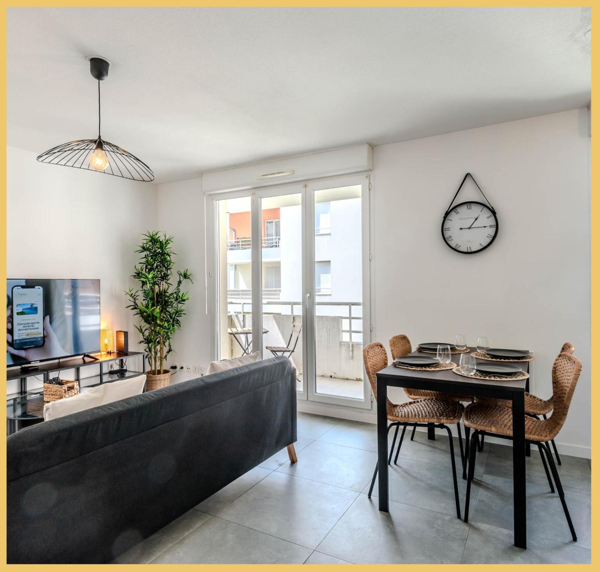 Chez Nico I T3 I La Grand Appartement *